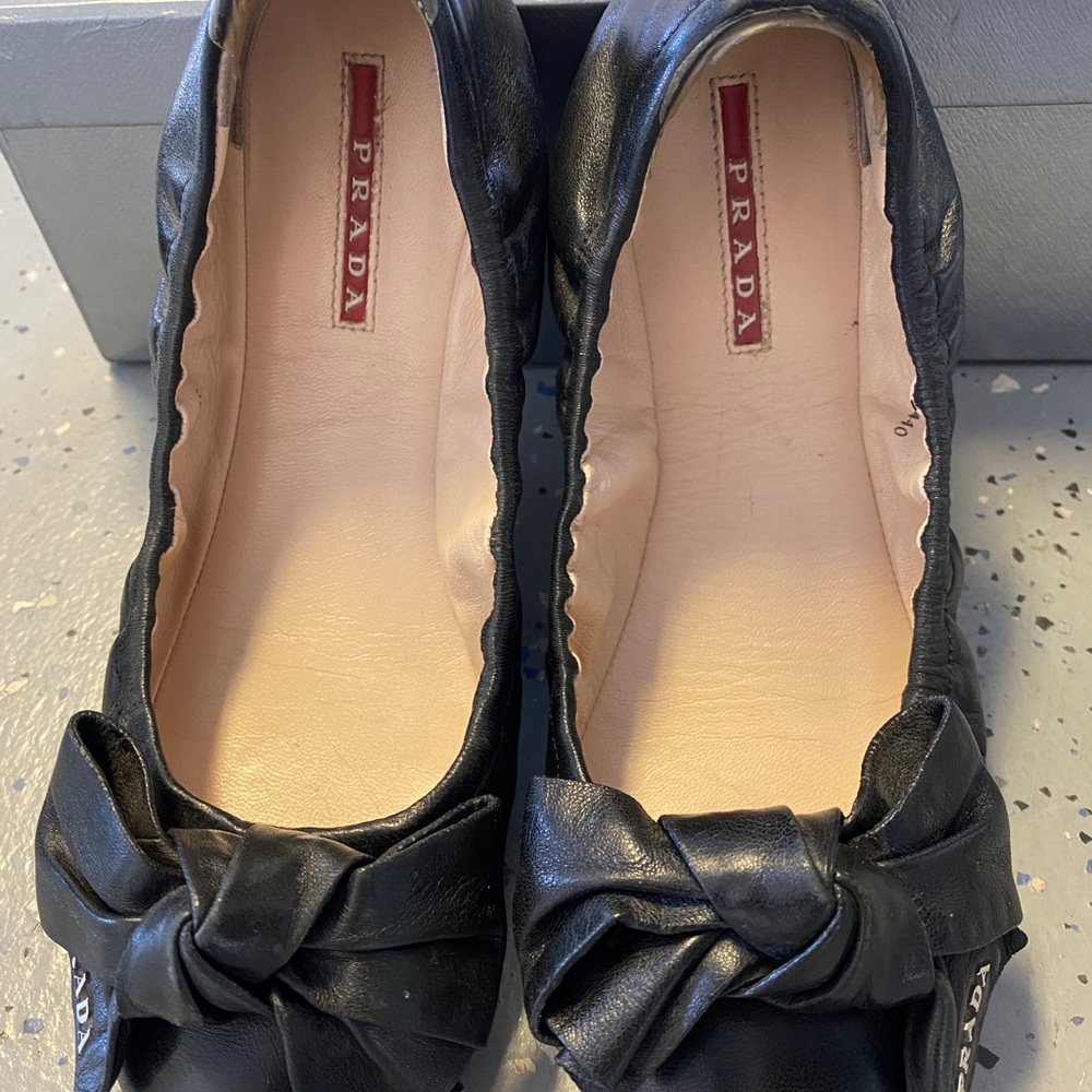 Shoes - Picture 5 of 9